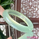 Vòng bản ngọc tụ nham thiên nhiên, chất trong và khởi quang có đi kèm giấy kiểm định.