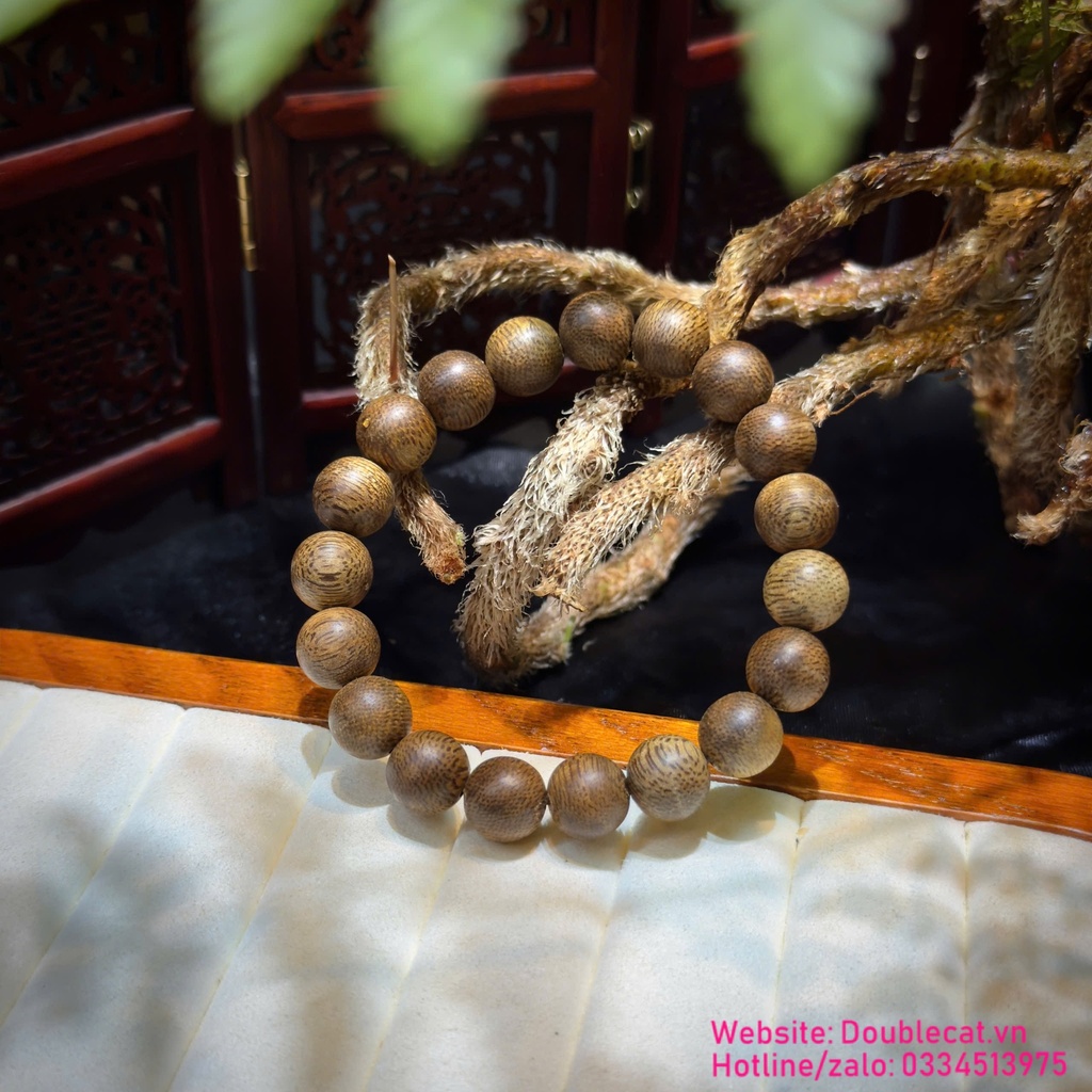 Vòng Trầm Kiến Việt Nam (Khánh Hoà) tự nhiên, hạt 10ly