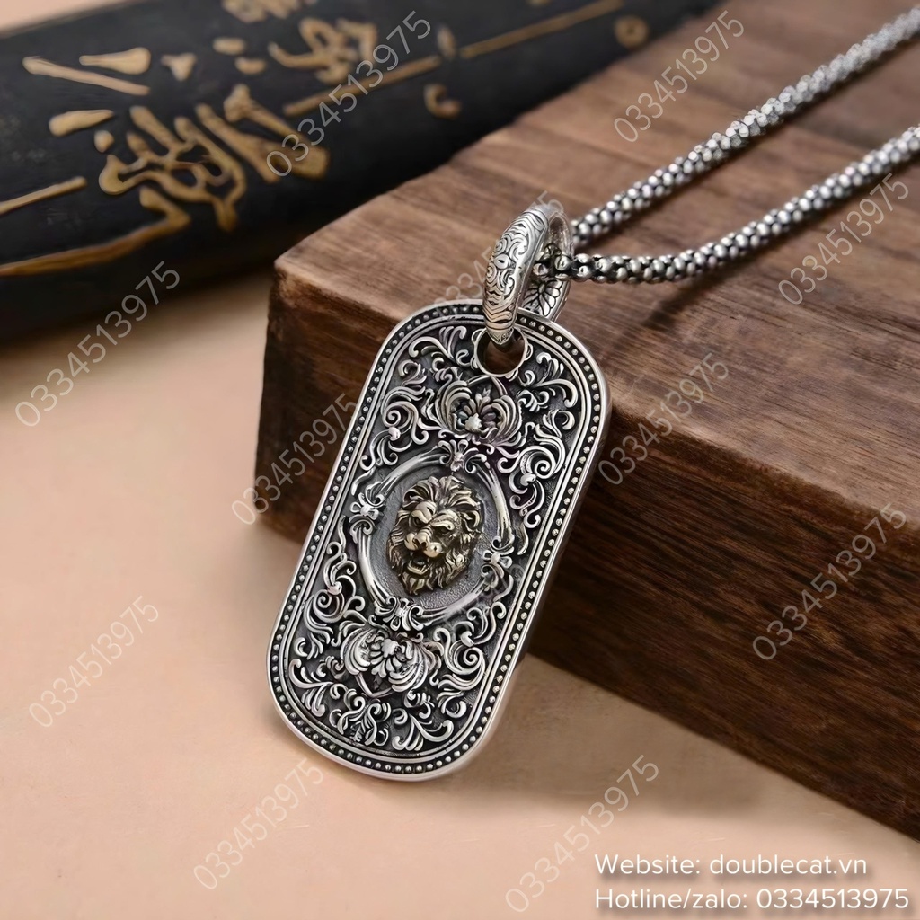 Mặt dây chuyền thẻ vua sư tử, bạc 925