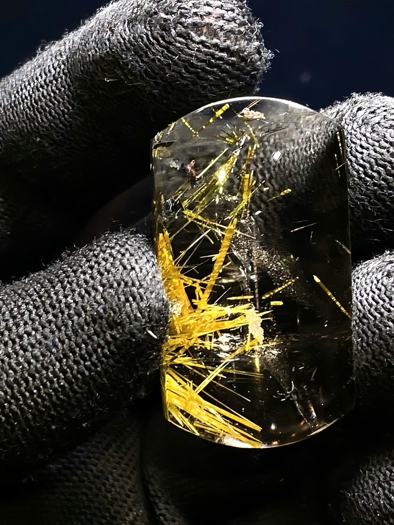 Mặt vô sự bài đá thạch anh tóc vàng