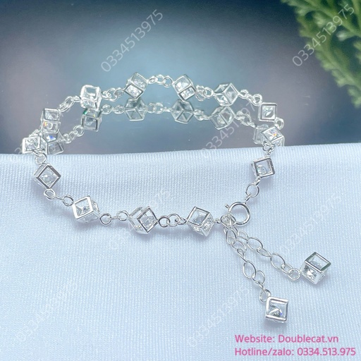 Lắc tay bạc hình lập phương ôm đá