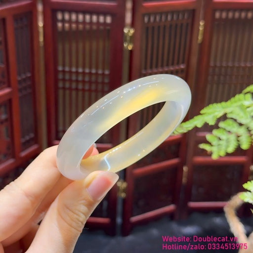 Vòng mã não màu vải thiều pha hoàng kim thiên nhiên