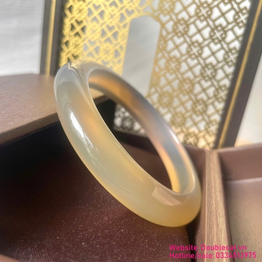 Vòng bản mã não mật pha khói tự nhiên